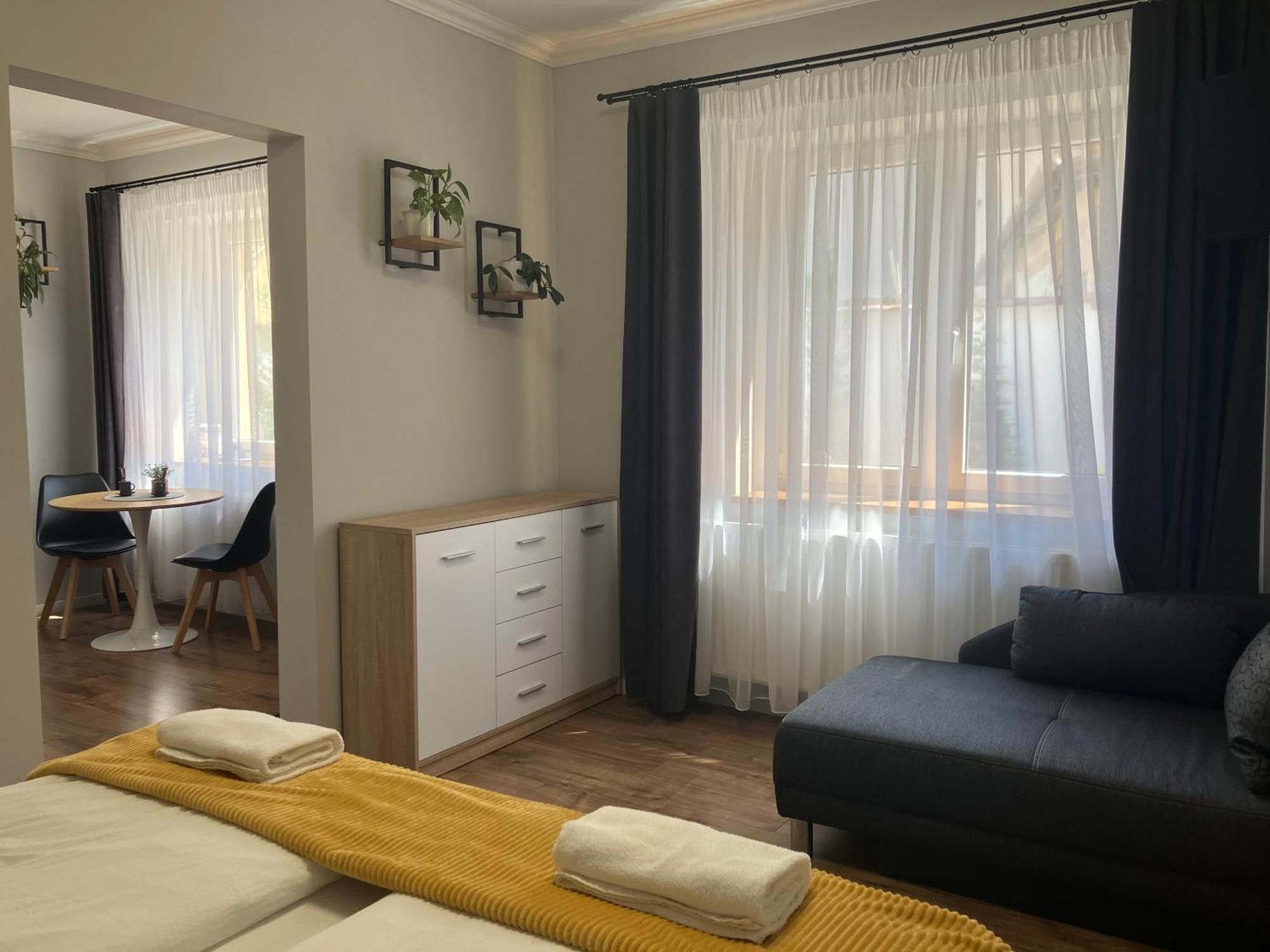 Illa Apartments Eger Ngoại thất bức ảnh