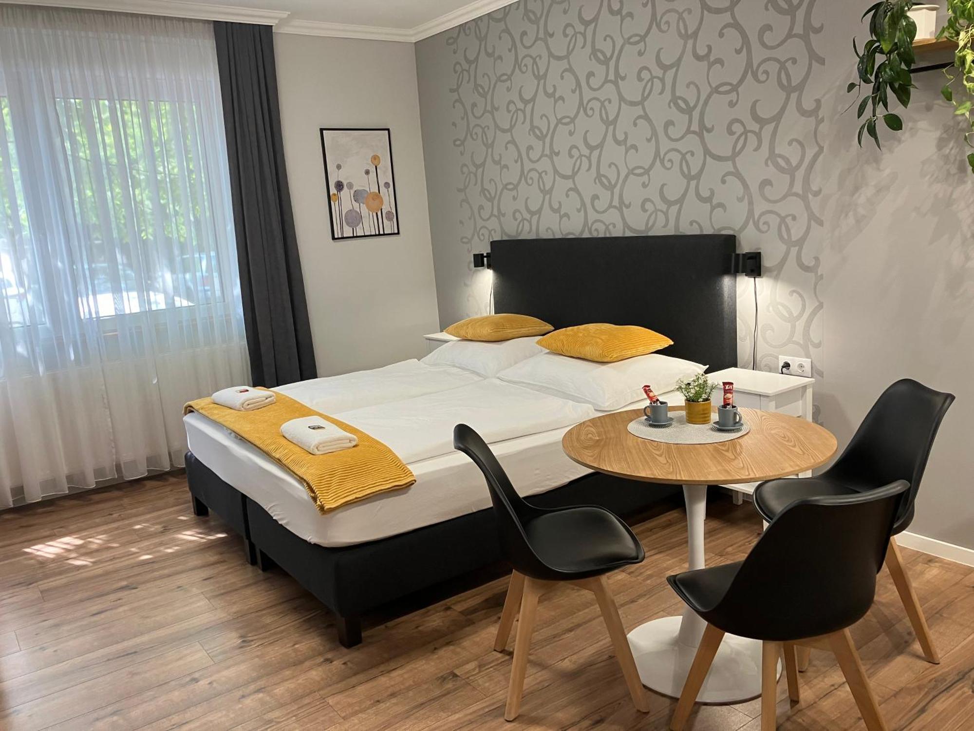 Illa Apartments Eger Ngoại thất bức ảnh