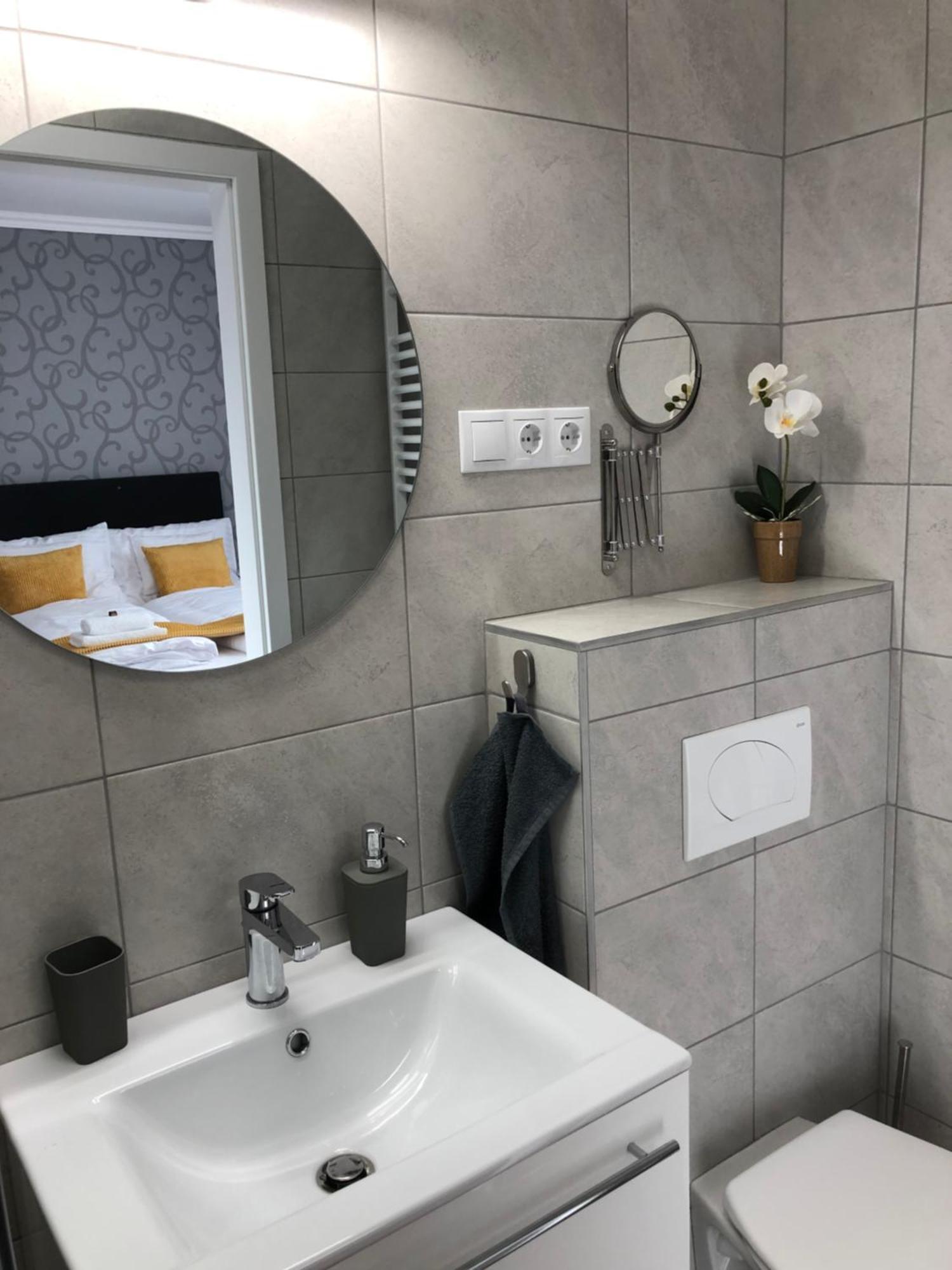Illa Apartments Eger Ngoại thất bức ảnh