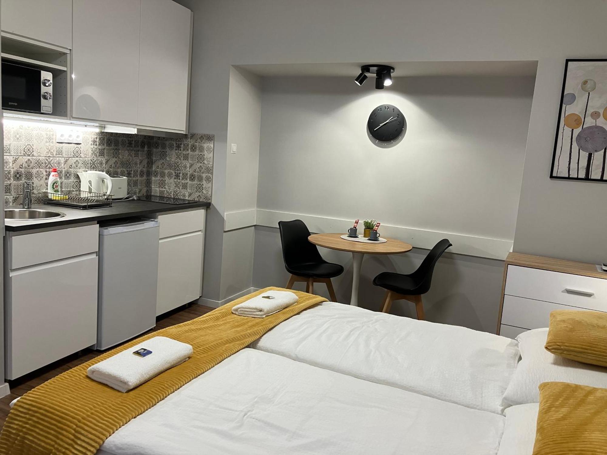 Illa Apartments Eger Ngoại thất bức ảnh